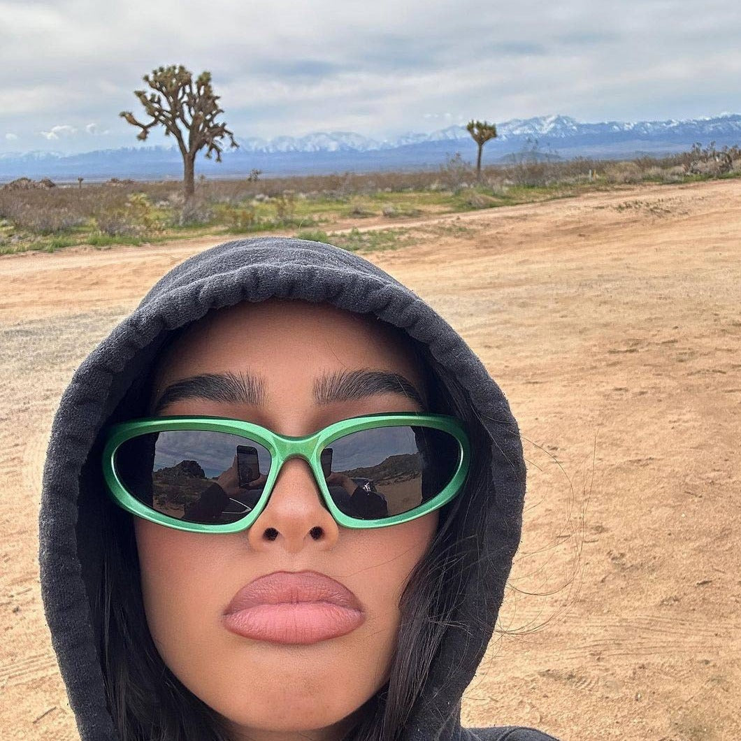 'Emerald' Y2K Wraparound Sunglasses in Green