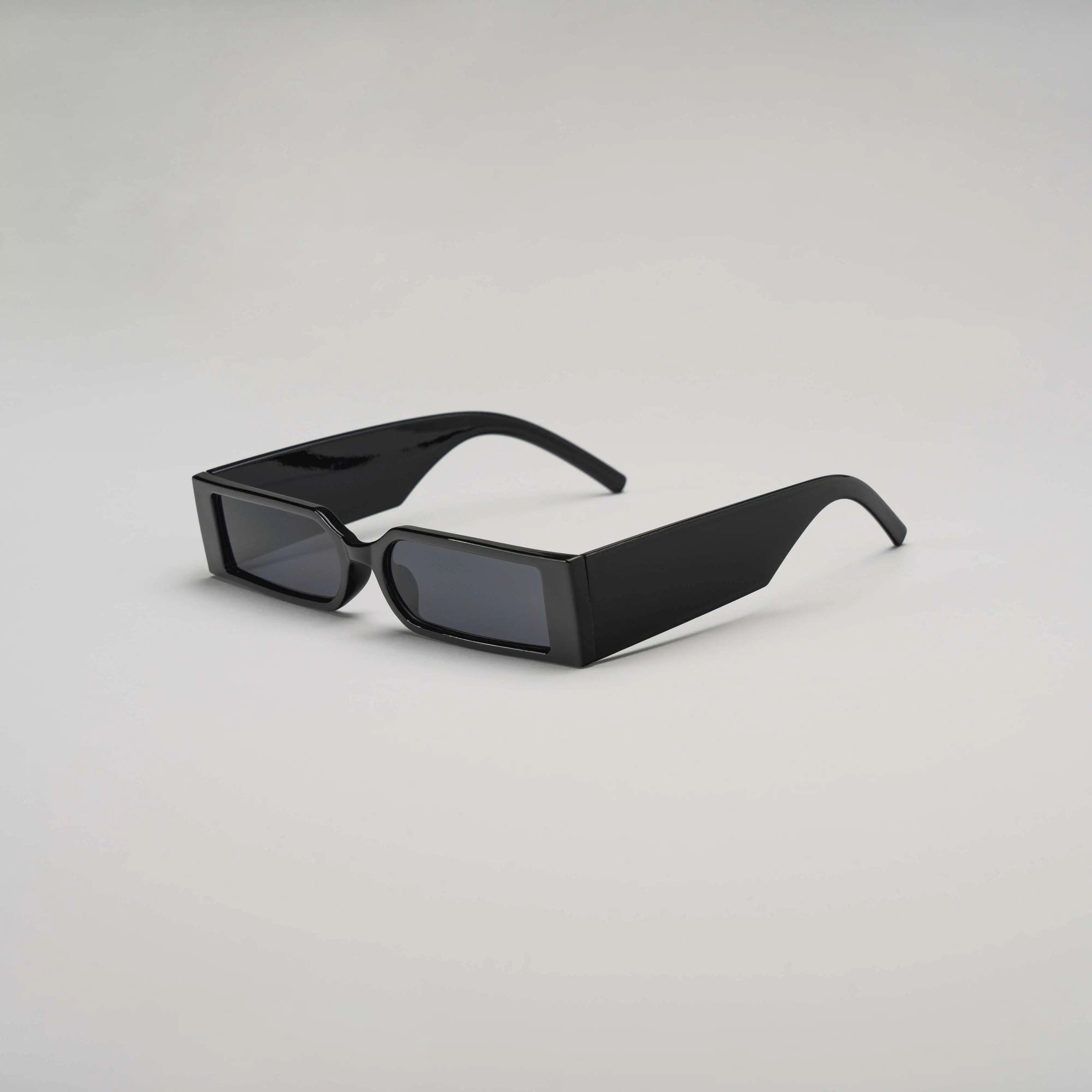 'Techno' Retro Rectangle Sunglasses In Black