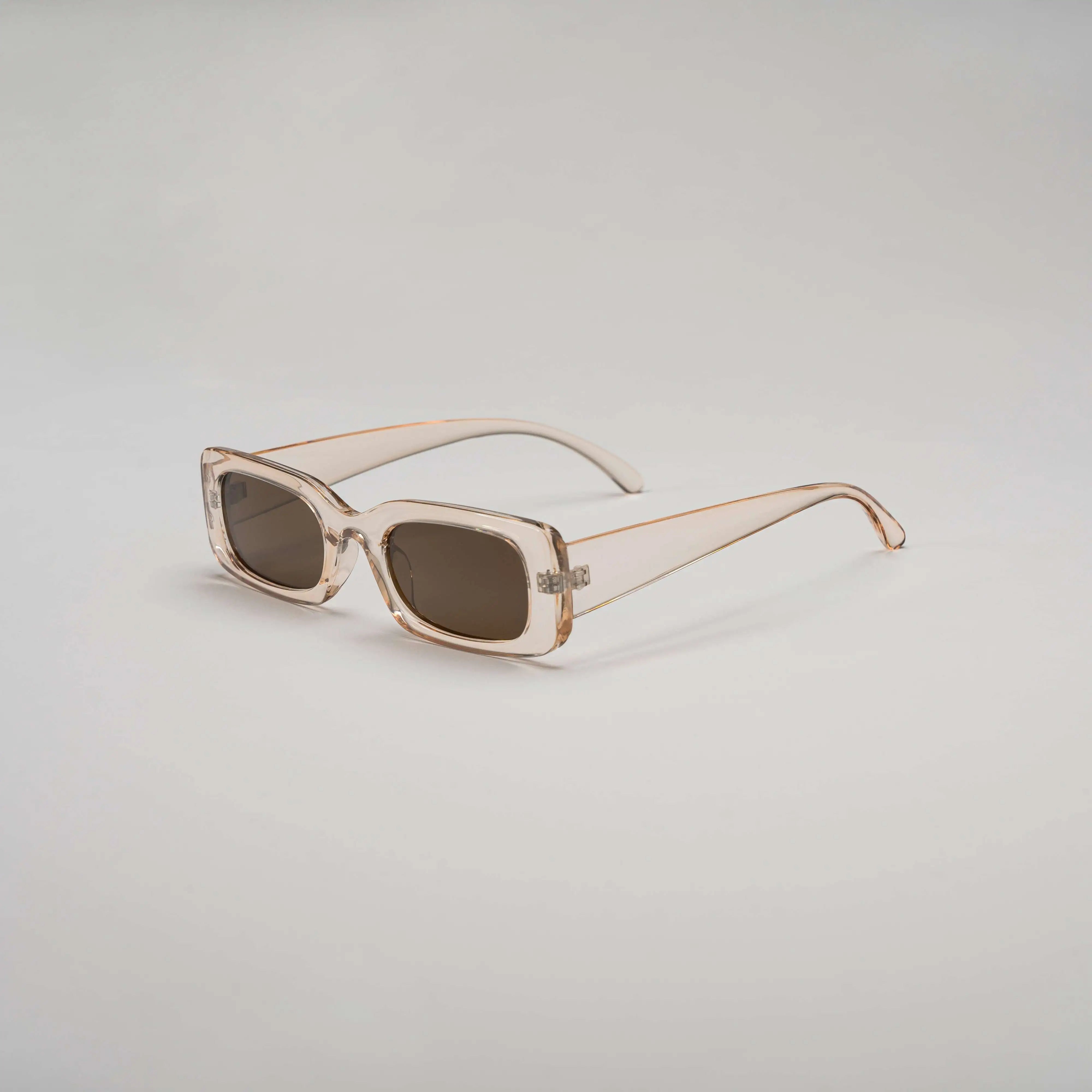 'Tobacco Dock' Retro Oval Sunglasses in Brown