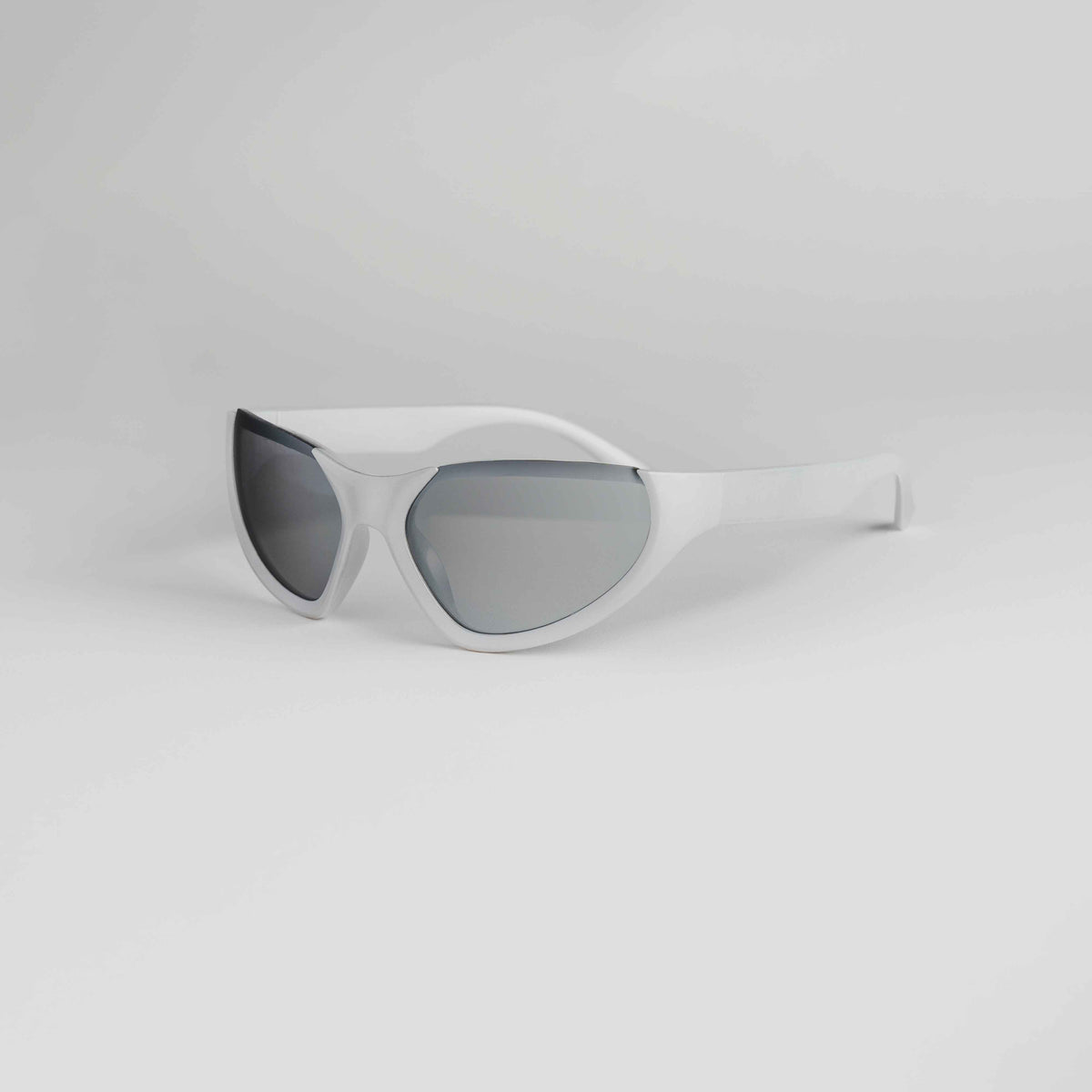 Zenith-Y2K-Sunglasses-Chrome.  display picture 1